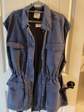 Sleeveless Utility Vest by American Eagle offline— Washed Navy